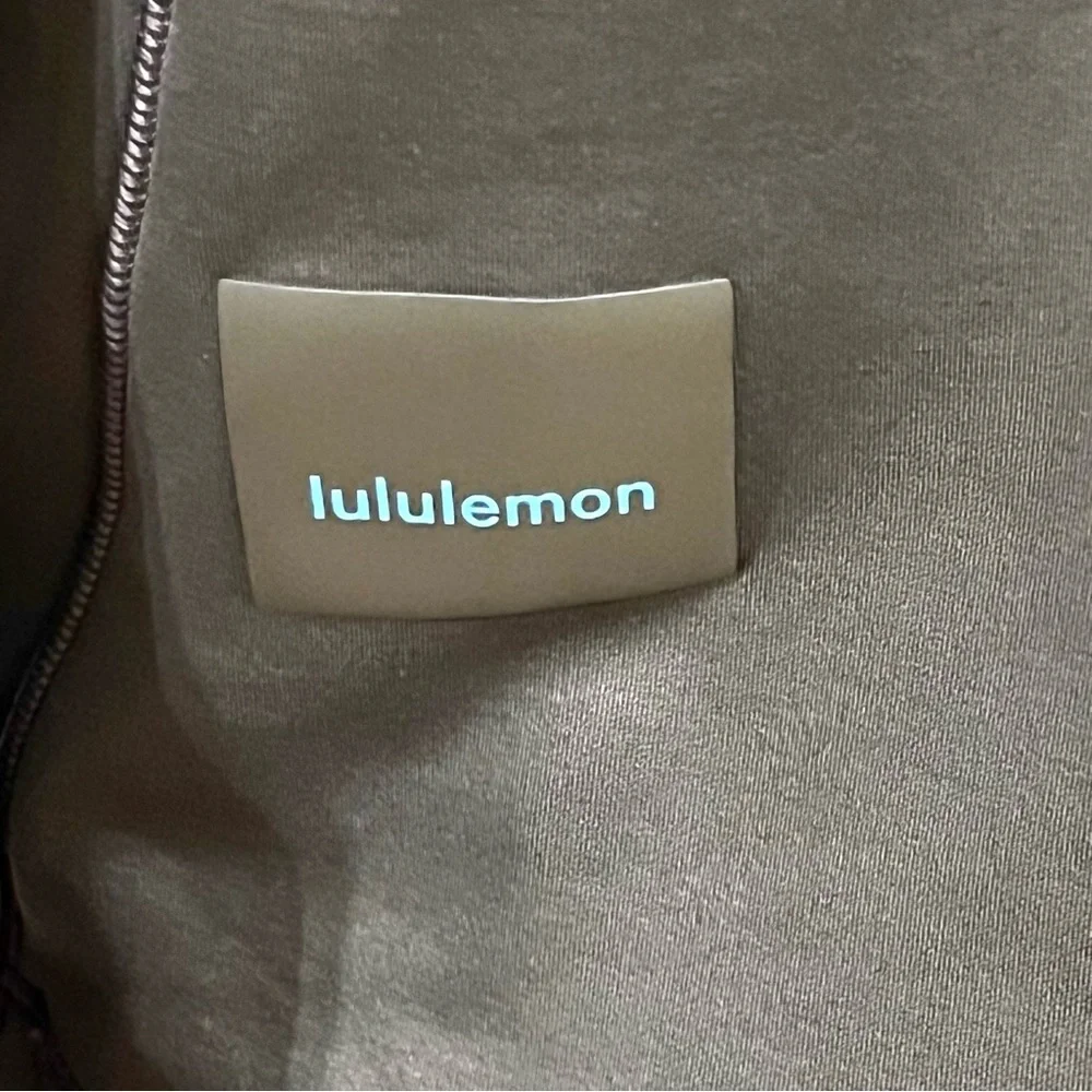 Lululemon Tech Fleece Hiking 1/4 Zip Pullover - Picture 12 of 16